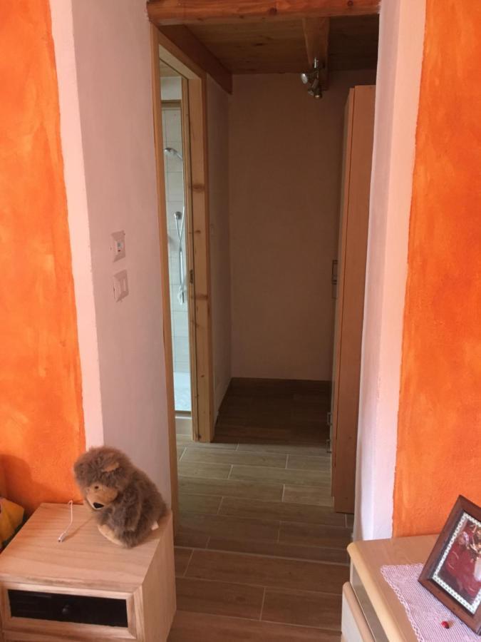 فيلا Casa Miki Roure Turin المظهر الخارجي الصورة