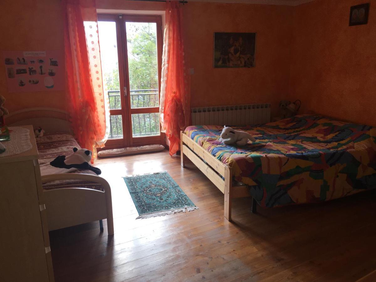 فيلا Casa Miki Roure Turin المظهر الخارجي الصورة